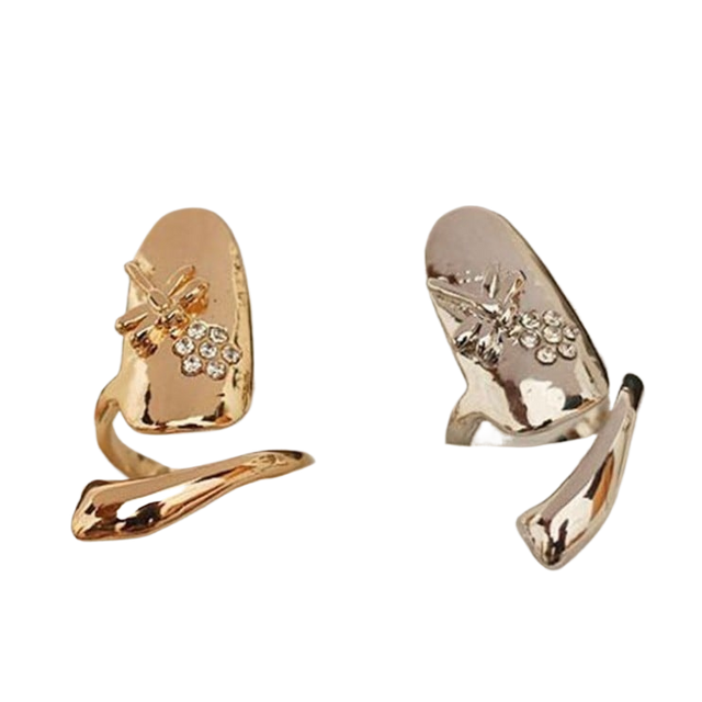 Fingernail ring